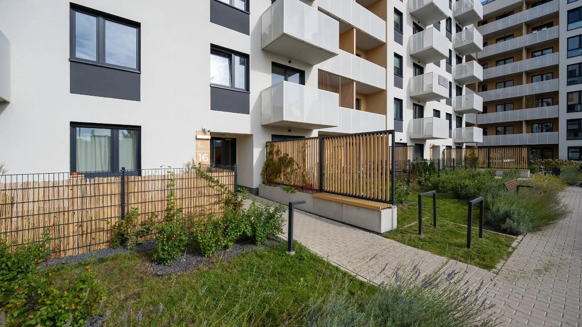 Miedziana Stylish & Cosy Apartment With Balcony Wroclaw By Noclegi Renters