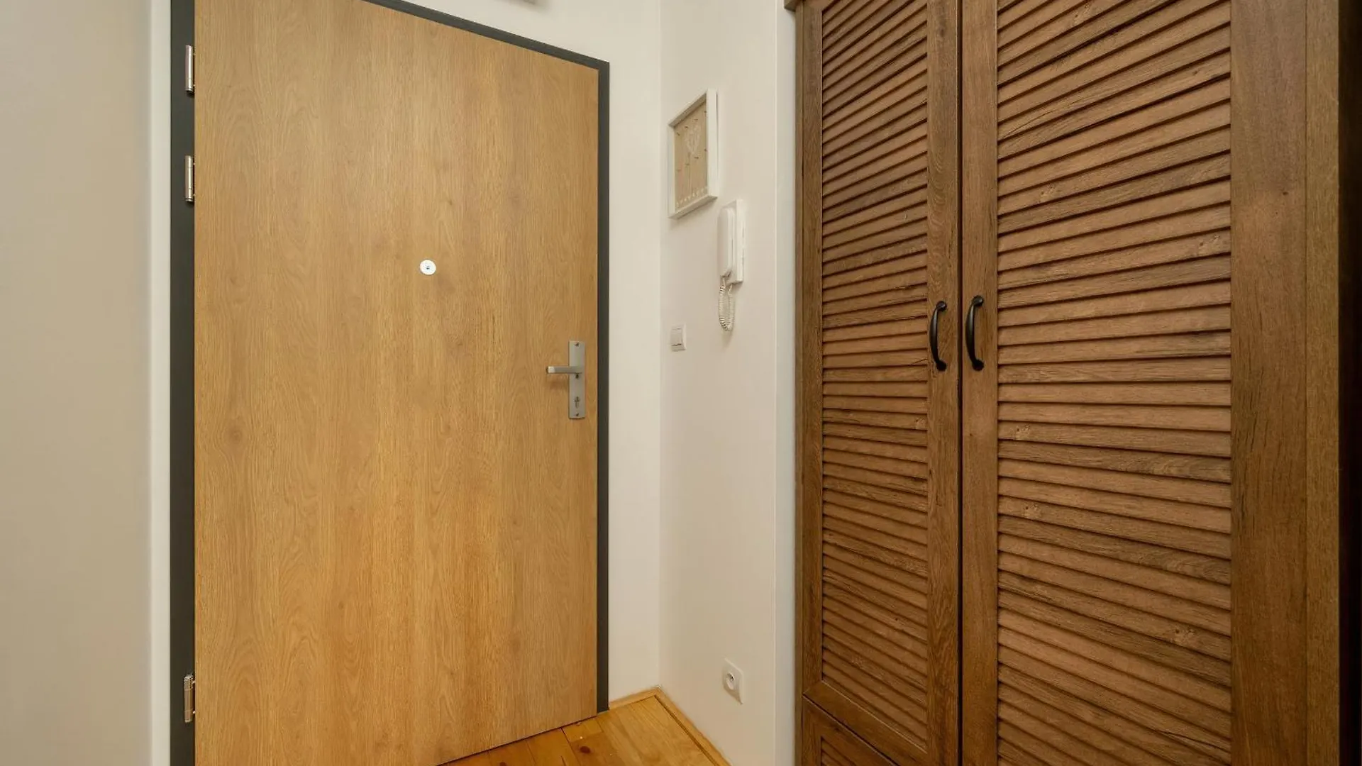 Miedziana Stylish & Cosy Apartment With Balcony Wroclaw By Noclegi Renters 0*,