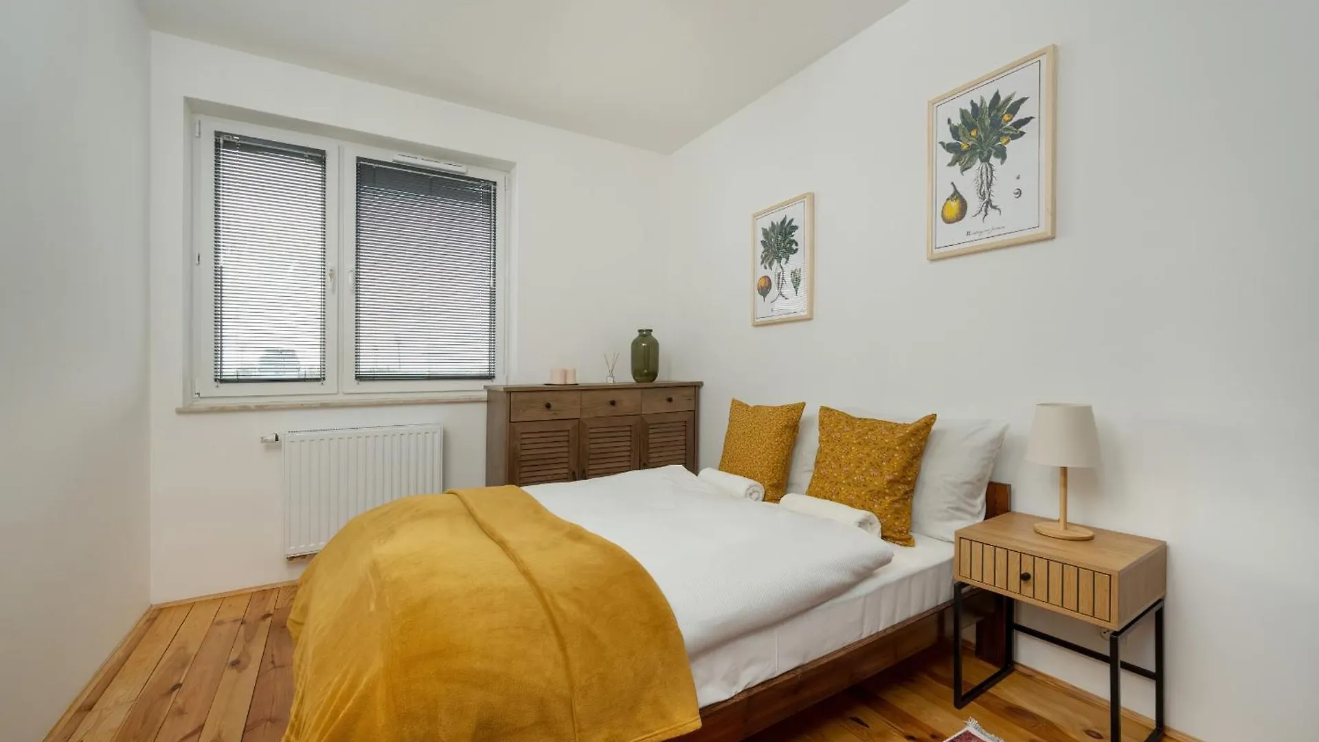 Miedziana Stylish & Cosy Apartment With Balcony Wroclaw By Noclegi Renters 0*,  פולין